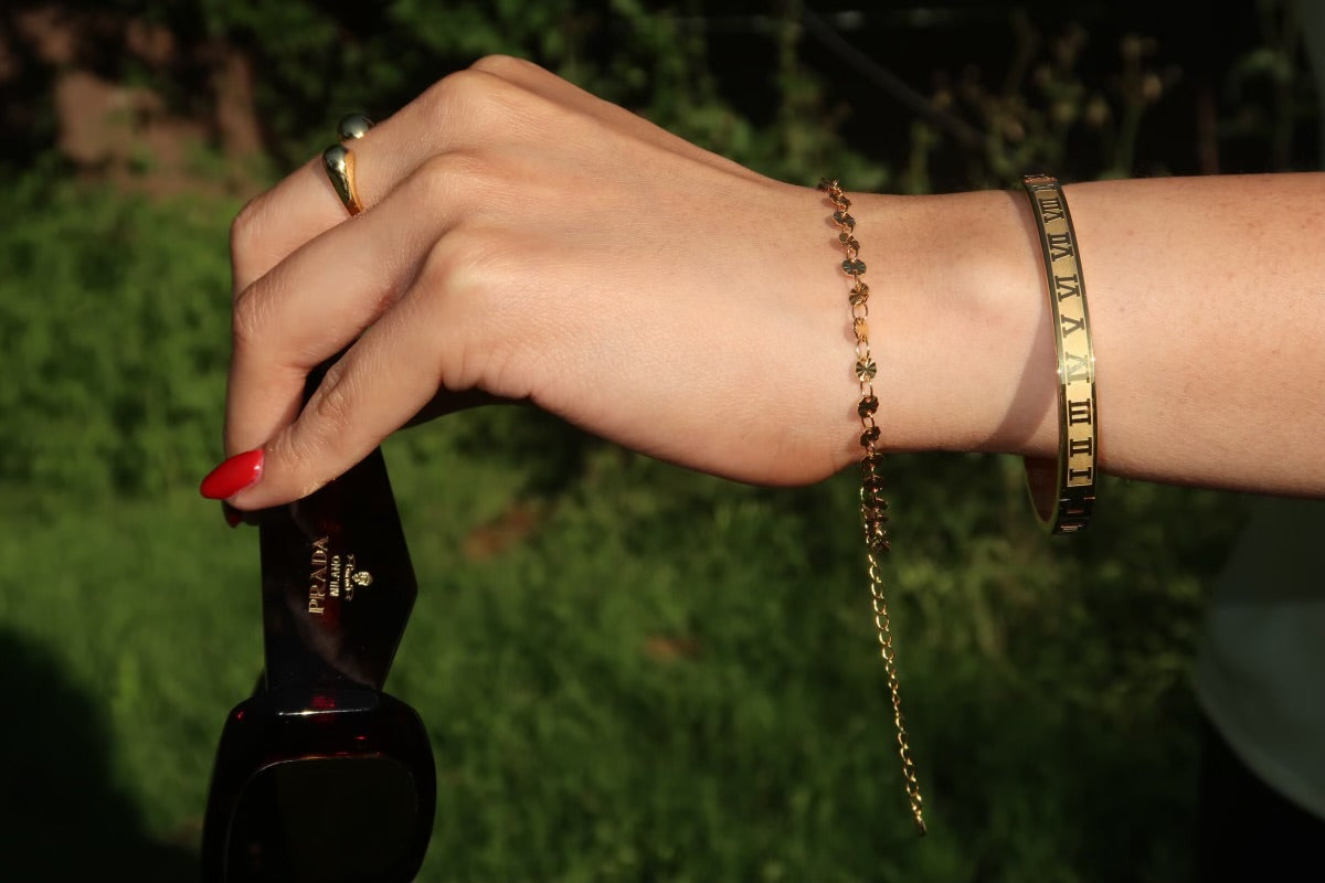 Sparkle Disc Bracelet
